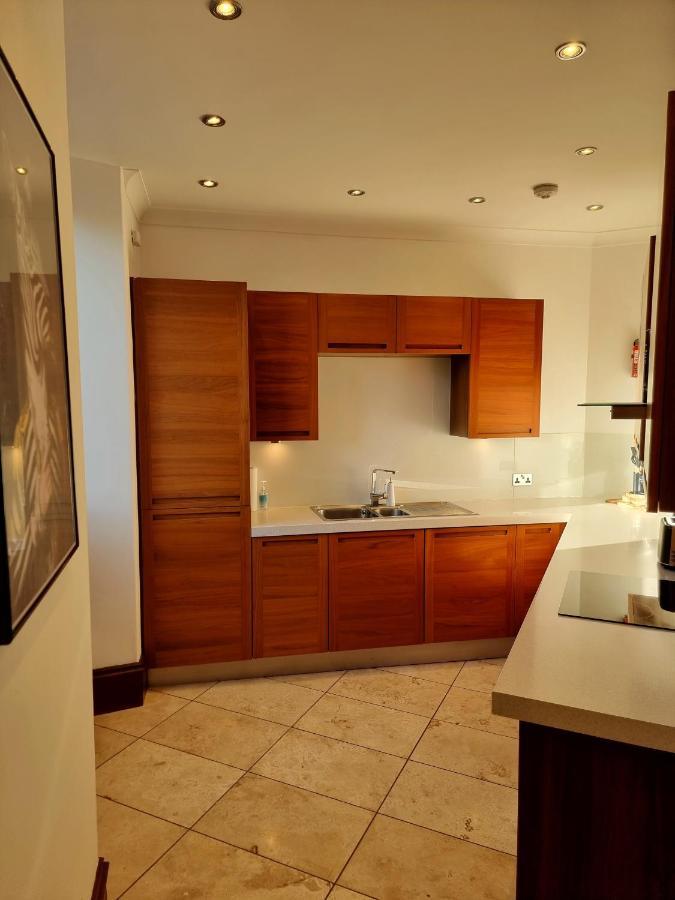 Luxury 2 Bedroom City Centre Apartment With Panoramic Views And High Ceilings Aberdeen Exterior foto